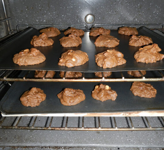 Chocolate Peanut Butter Chip Cookies