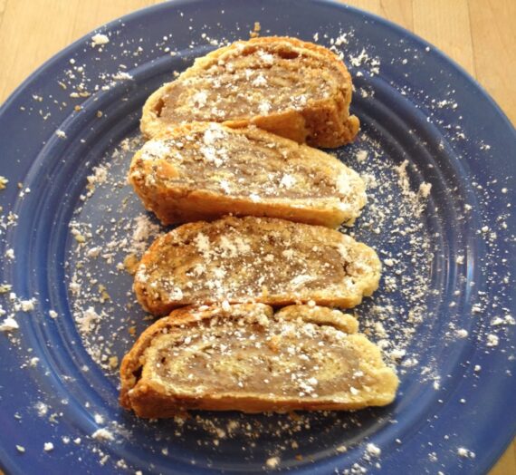 Kolacky (Slovak Nut Roll)